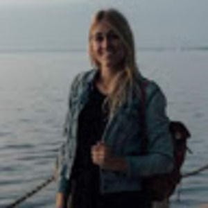 Meet your Posher, Kendra